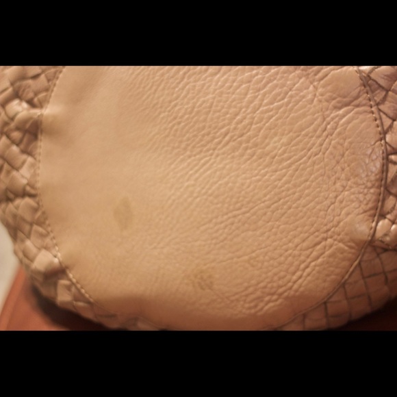 Elliott Lucca Mushroom Bucket Bag - Picture 3 of 5